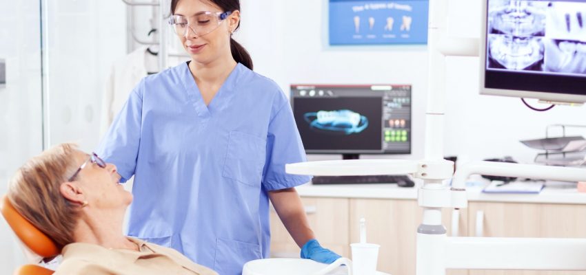 טיפולי שיניים לקשישים